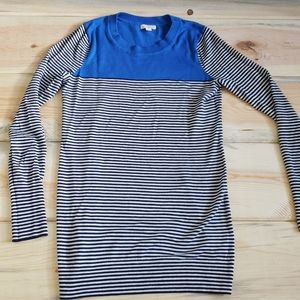 Gap black and white striped XS lightweight sweater